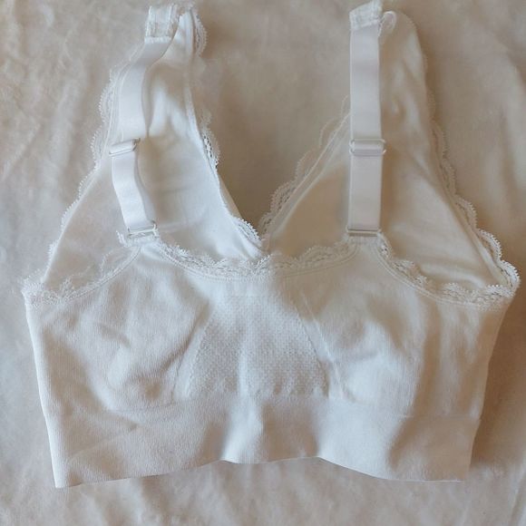 CARAMIA Bra Size Small Please read description - Picture 3 of 5